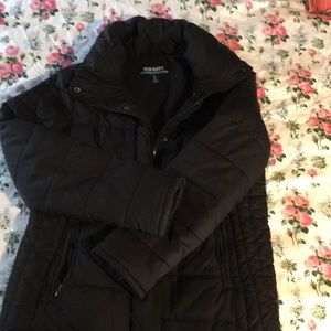 Black maternity puffer
